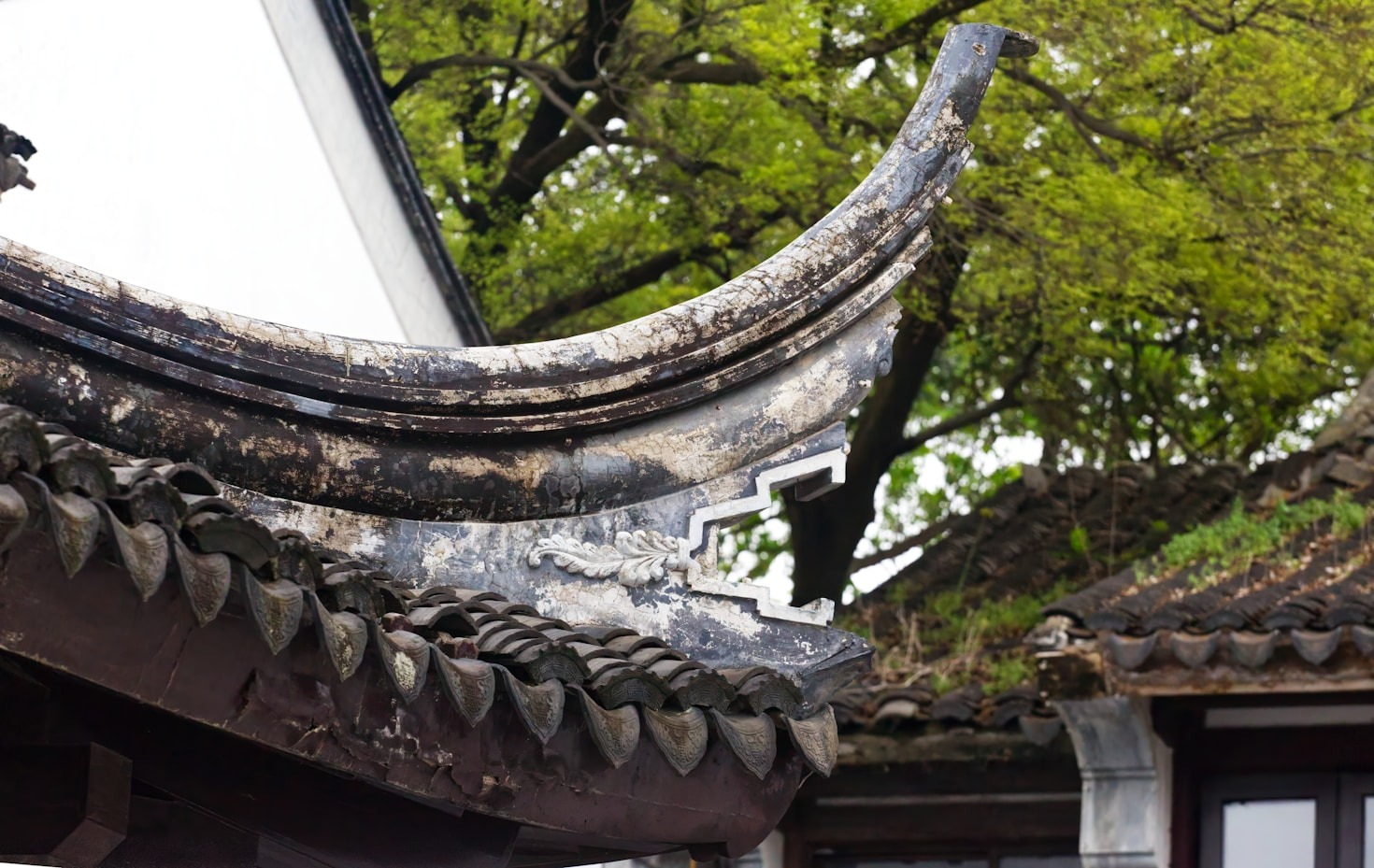 Emergency Roof Repair: What to Expect from Professionals